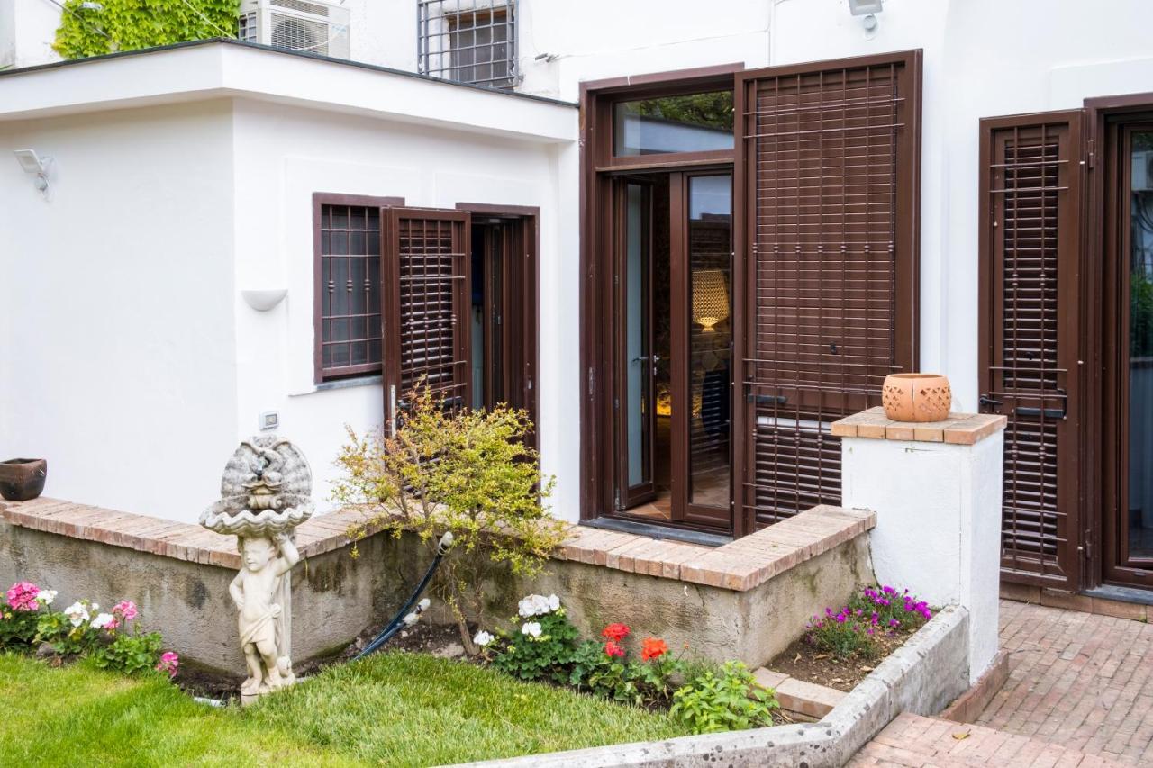 House Garden San Lorenzo Σαλέρνο Εξωτερικό φωτογραφία